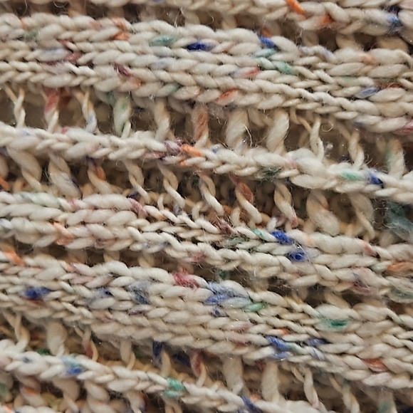 American Eagle Outfitters women's LG crochet cable knit sprinkles color sweater - Picture 9 of 9